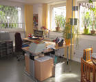 Büro der Katholischen Jugendstelle mit Schreibtisch